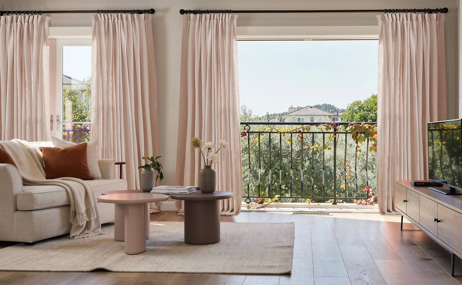 Balanced Light Control