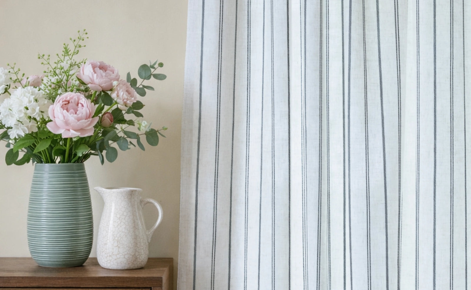 Elongating Vertical Stripes