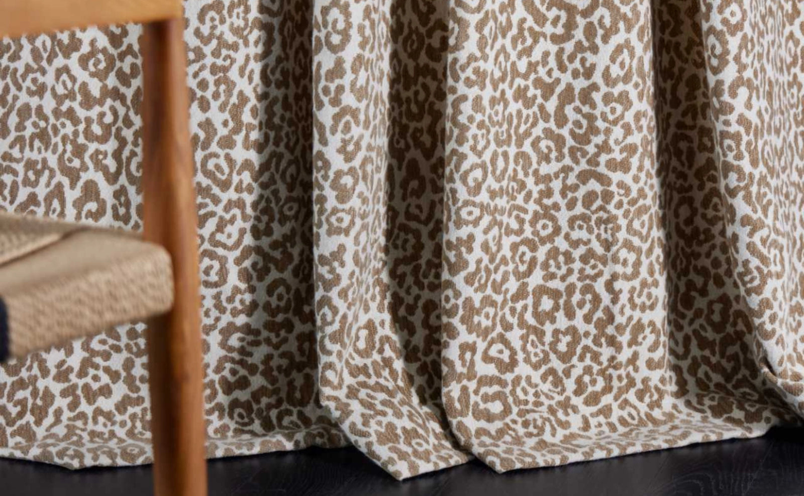 Made to Ground the Room