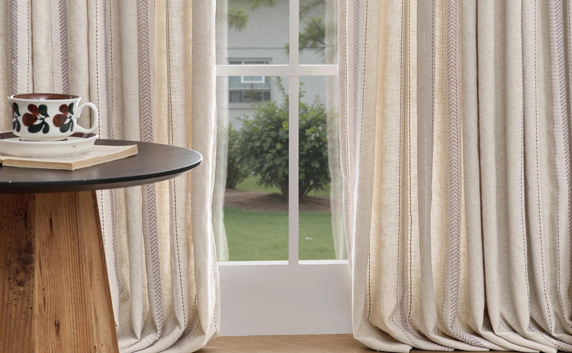 Subtle Texture, Refined Structure