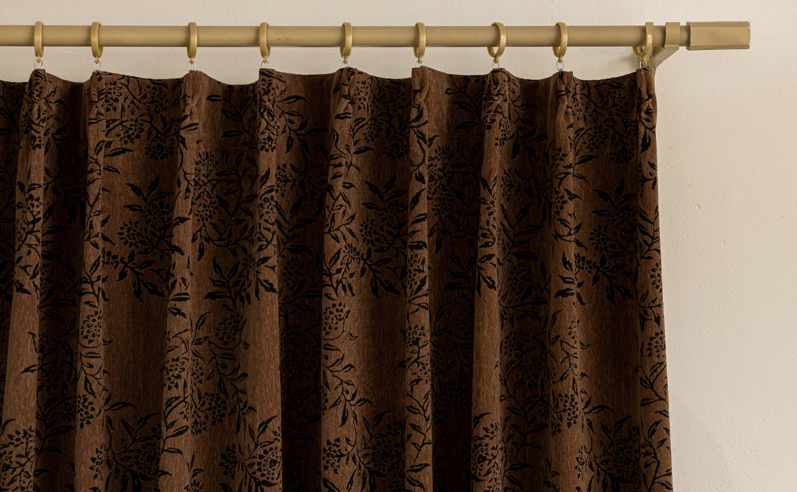 Weight that shapes poise